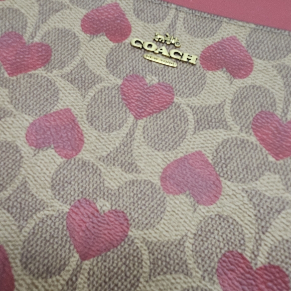 Coach Heart Print Crossbody Brown Red Signature - Picture 2 of 9